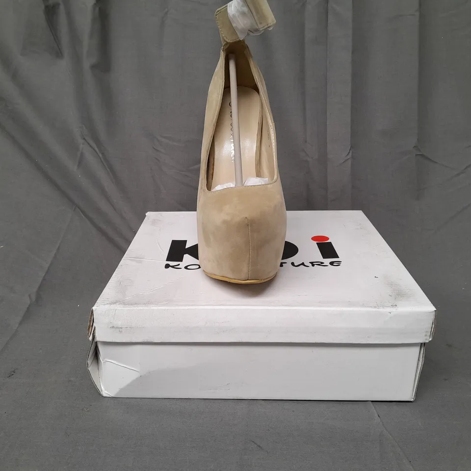 BOXED PAIR OF KOI COUTURE PLATFORM HIGH HEEL SHOES IN BEIGE SIZE 4