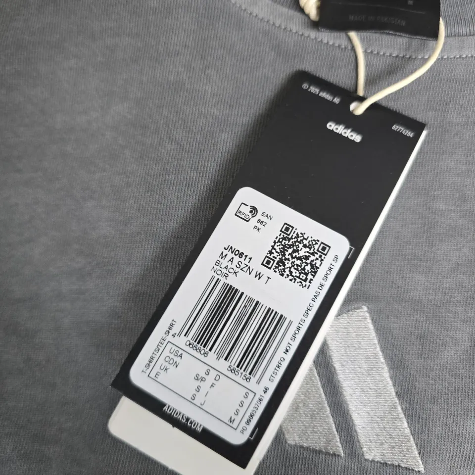 ADIDAS GREY T-SHIRT, LOOSE FIT, UK SMALL (S) – LOGO ON CHEST
