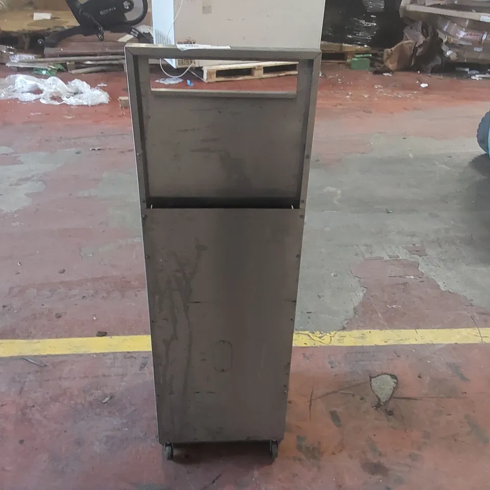 VOGUE MOBILE HAND WASH STATION