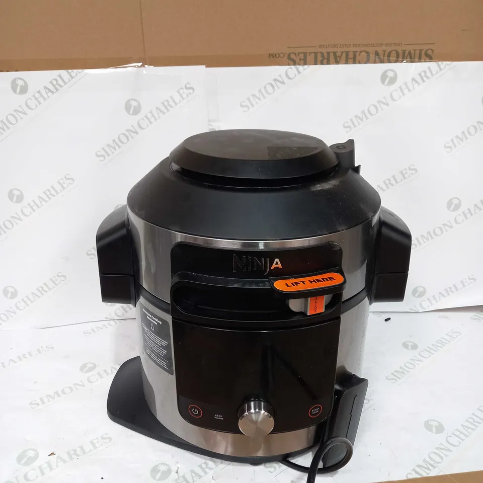 NINJA FOODI SMARTLID 7.5L MULTI COOKER & AIR FRYER RRP £270