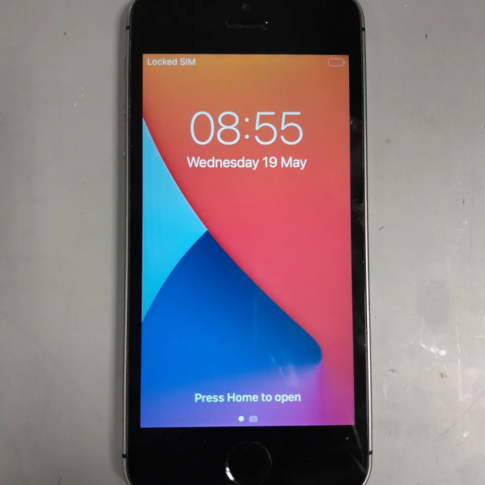 APPLE IPHONE 5 SE SMARTPHONE 