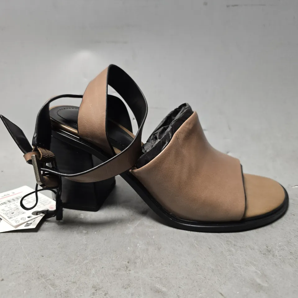 ZARA WEDGE BROWN OPEN TOE SANDALS - UK 4 