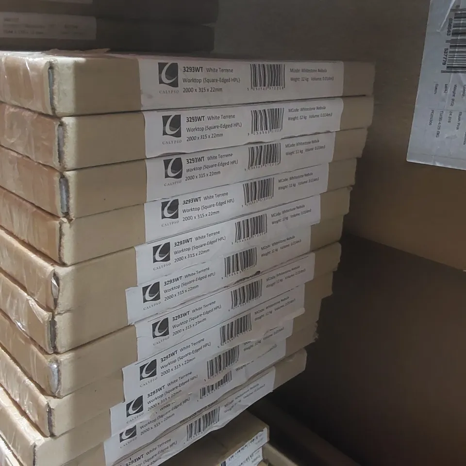 PALLET CONTAINING A LARGE QUANTITY OF ASSORTED FURNITURE PANELS INCLUDING: WORKTOPS ECT