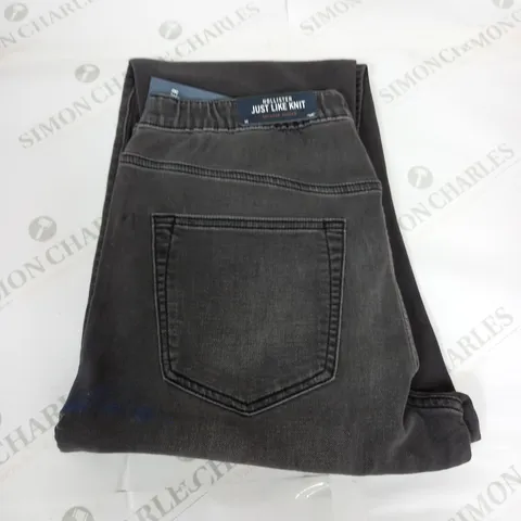 HOLLISTER JUST LIKE KNIT RELAXED JOGGERS IN GREY - M