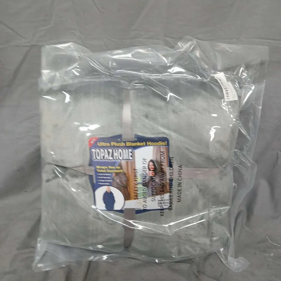 BOX OF APPROX 10 DARK GREY HOODIE BLANKETS