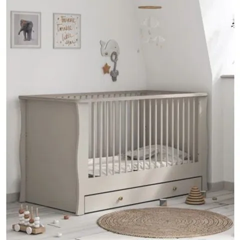 BOXED LITTLE ACORNS CELESTE COT BED - CASHMERE / GREY ASH (2 BOXES)