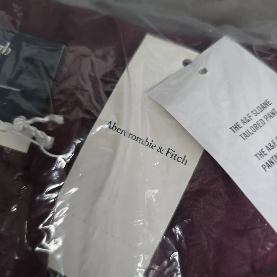 BAGGED ABERCROMBIE & FITCH SLOANE TAILORED TROUSERS – 26 REGULAR