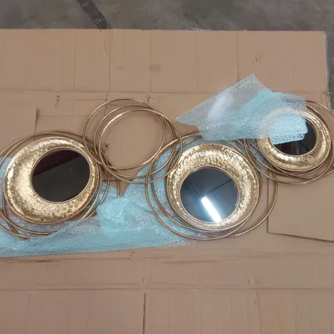 BOXED GLAM WALL DECOR ON METAL 