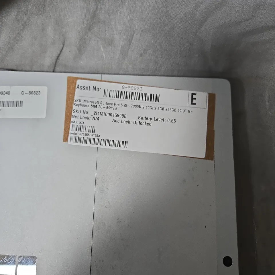 MICROSOFT SURFACE PRO 5 (2017) TABLET, 12.3-INCH, 8GB RAM, 256GB SSD