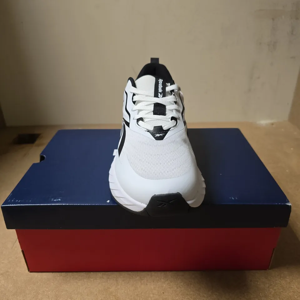 REEBOK VERSE MEN’S RUNNING SHOES – UK 8.5