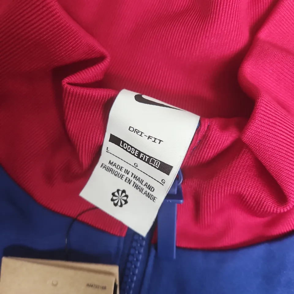 NIKE BARCELONA LOOSE FIT TRAINING JACKET - LARGE