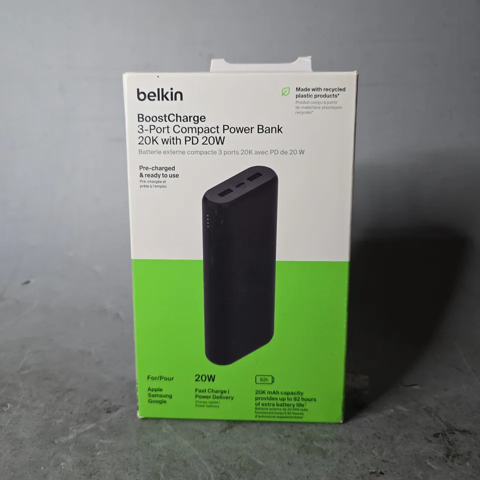 SEALED BELKIN BOOST CHARGE 3 PORT COMPACT POWER BANK 20K 
