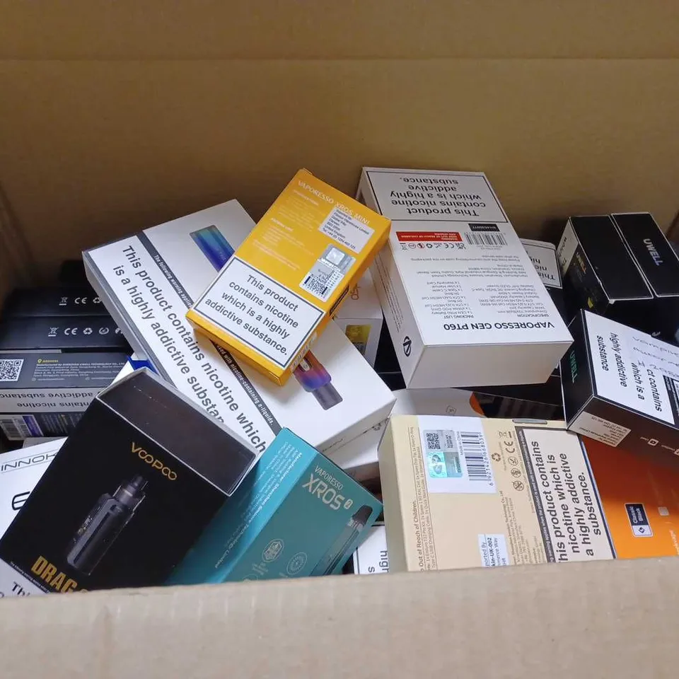 LOT OF APPROXIMATELY 30 ASSORTED E-CIGARETTES AND LIQUIDS TO INCLUDE VOOPOO DRAG S PRO, CALIBURN A2 POD SYSTEM, INNOKIN ENDURA T22 PRO, ETC