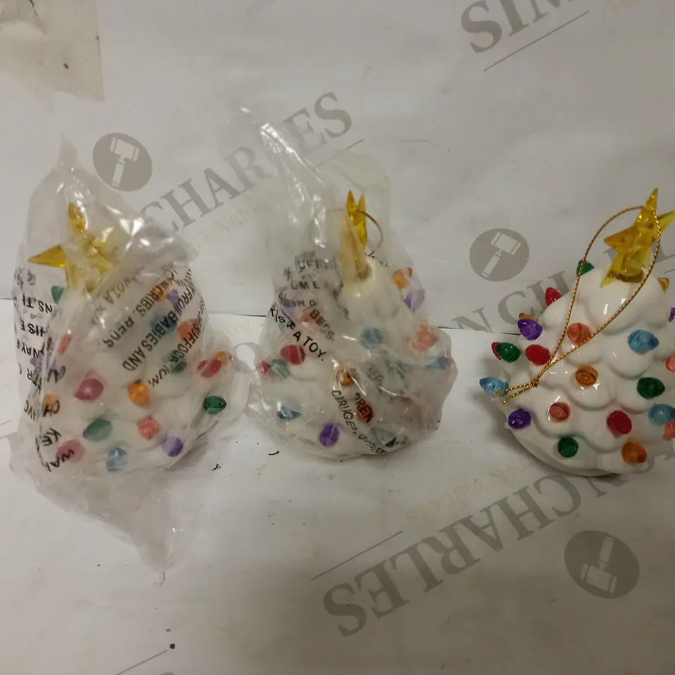 MR CHRISTMAS PRE-LIT NOSTALGIC TREES