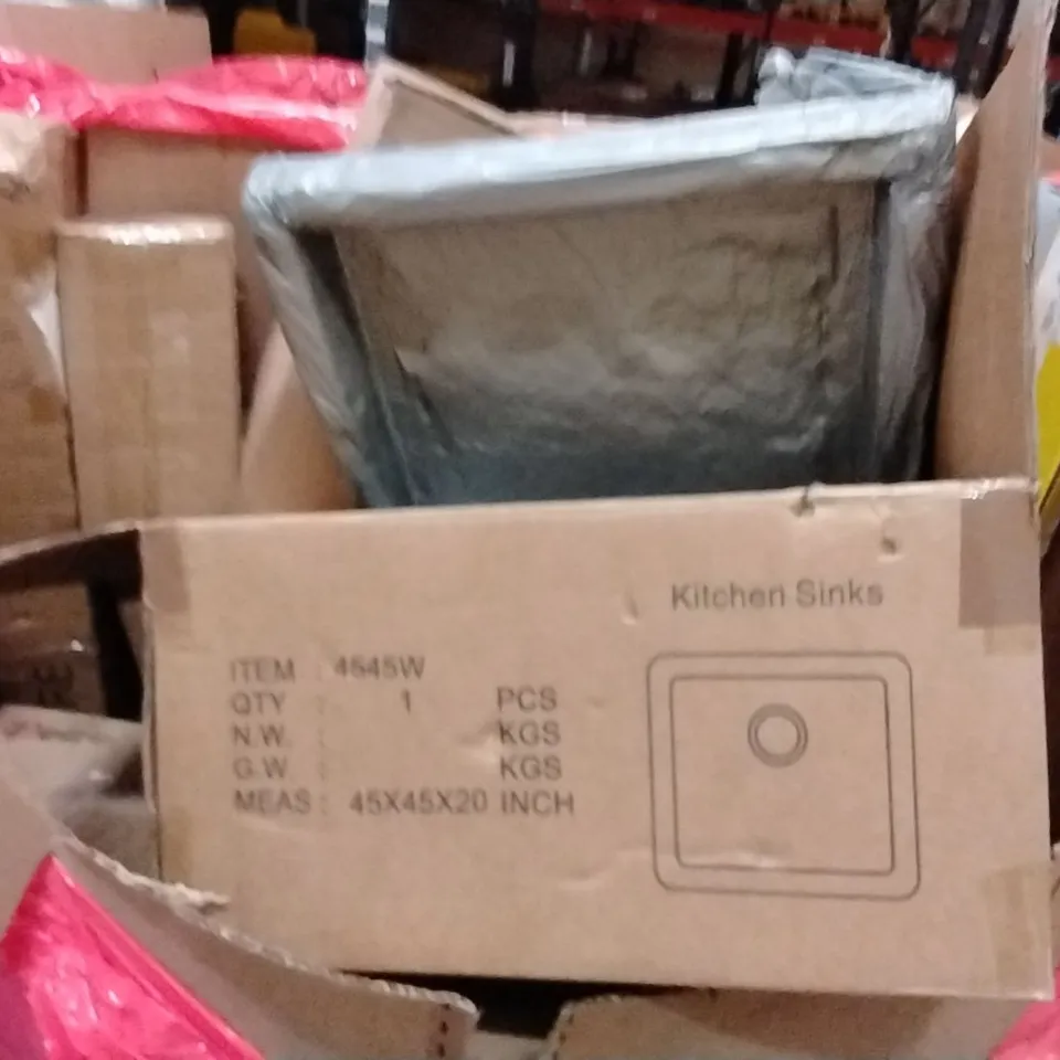 PALLET OF ASSORTED HOUSEHOLD GOODS AND PRODUCTS TO INCLUDE;HEATED CLOTHES AIRER,SLEEPING BAG,KITCHEN SINK