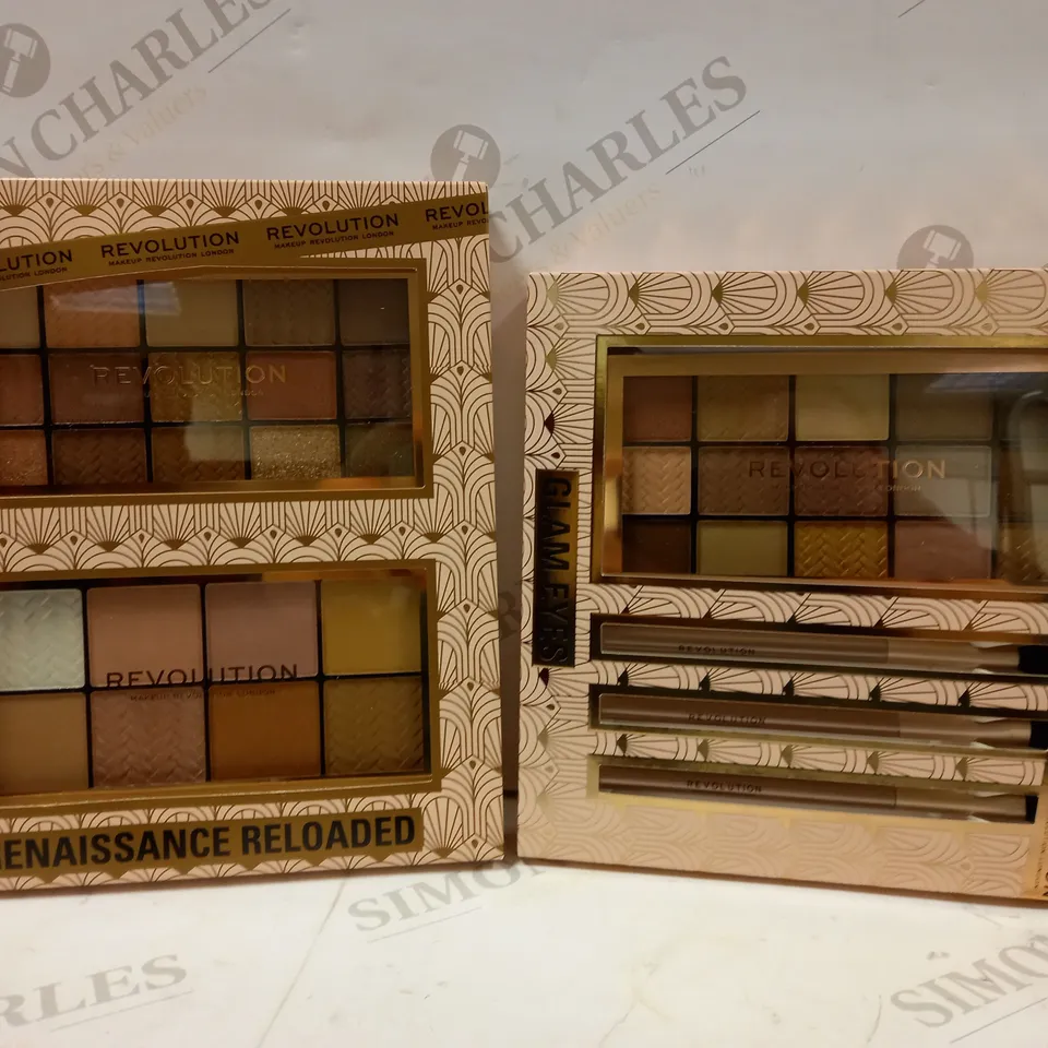 REVOLUTION PALETTE GIFT SETS