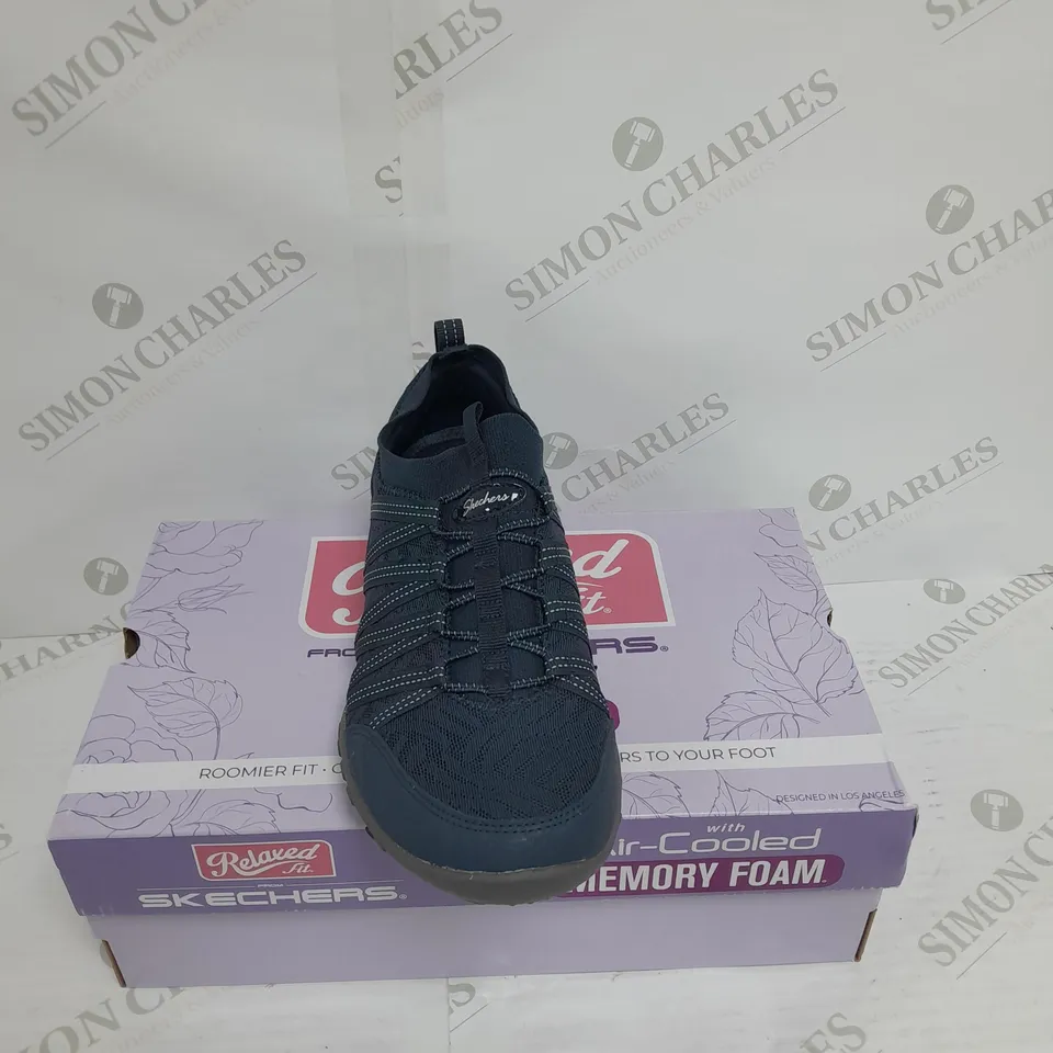 PAIR OF SKETCHERS AIR COOLED TRAINERS SIZE 10 WOMENS