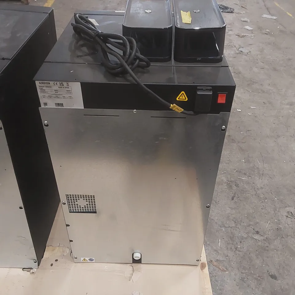 COFFETEK VITRO X5 COMMERCIAL COFFEE VENDING MACHINE