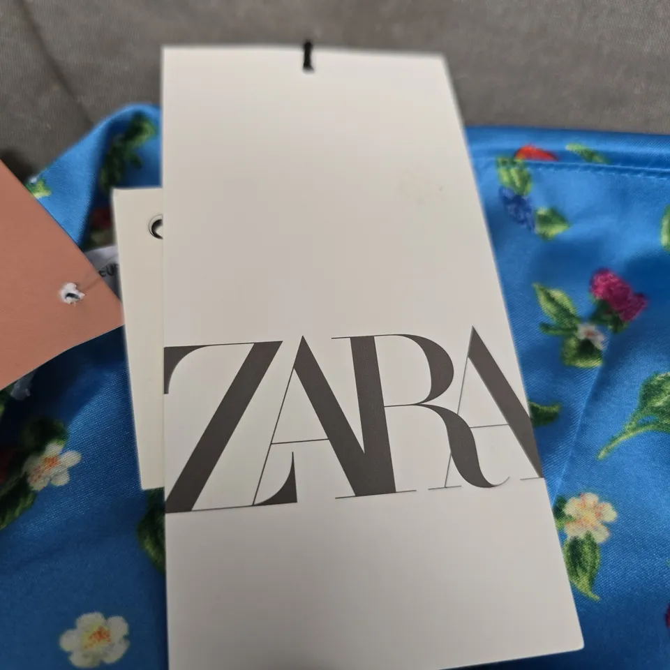 ZARA WOMEN’S FLORAL PRINT DRESS – BLUE, SIZE XL 