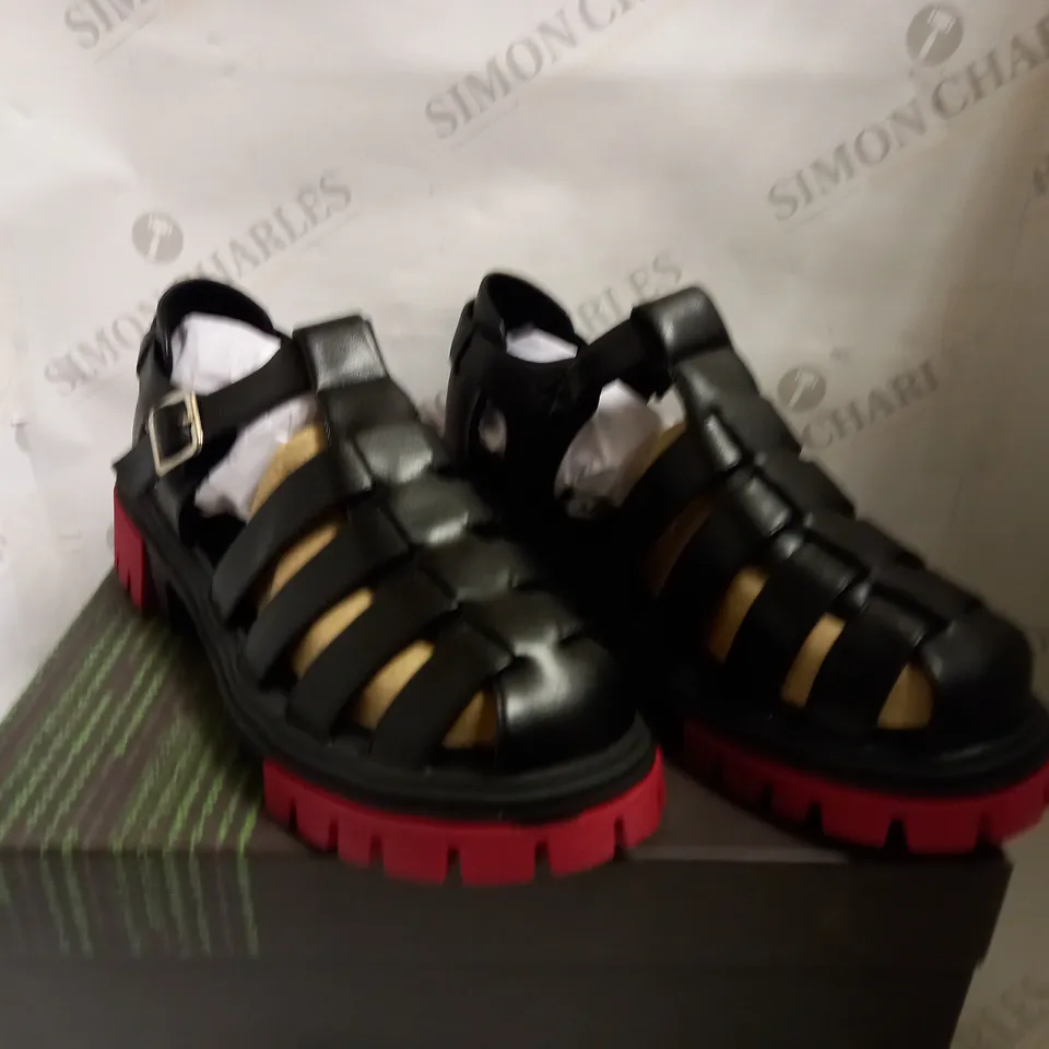 KOI VEGAN AVALON RED MENS GLADIATOR SANDALS - SIZE 10