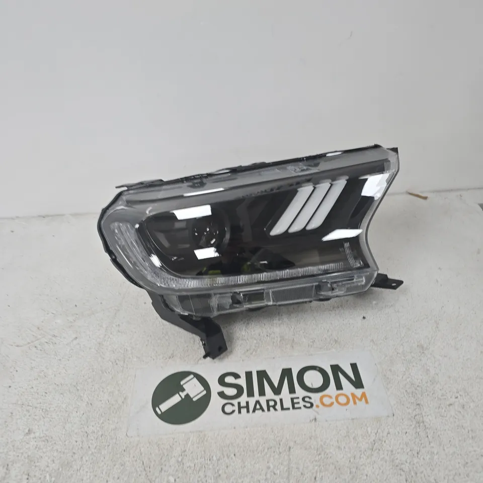CAR HEADLIGHT ASSEMBLY WITH LED DRLS – UNIT 