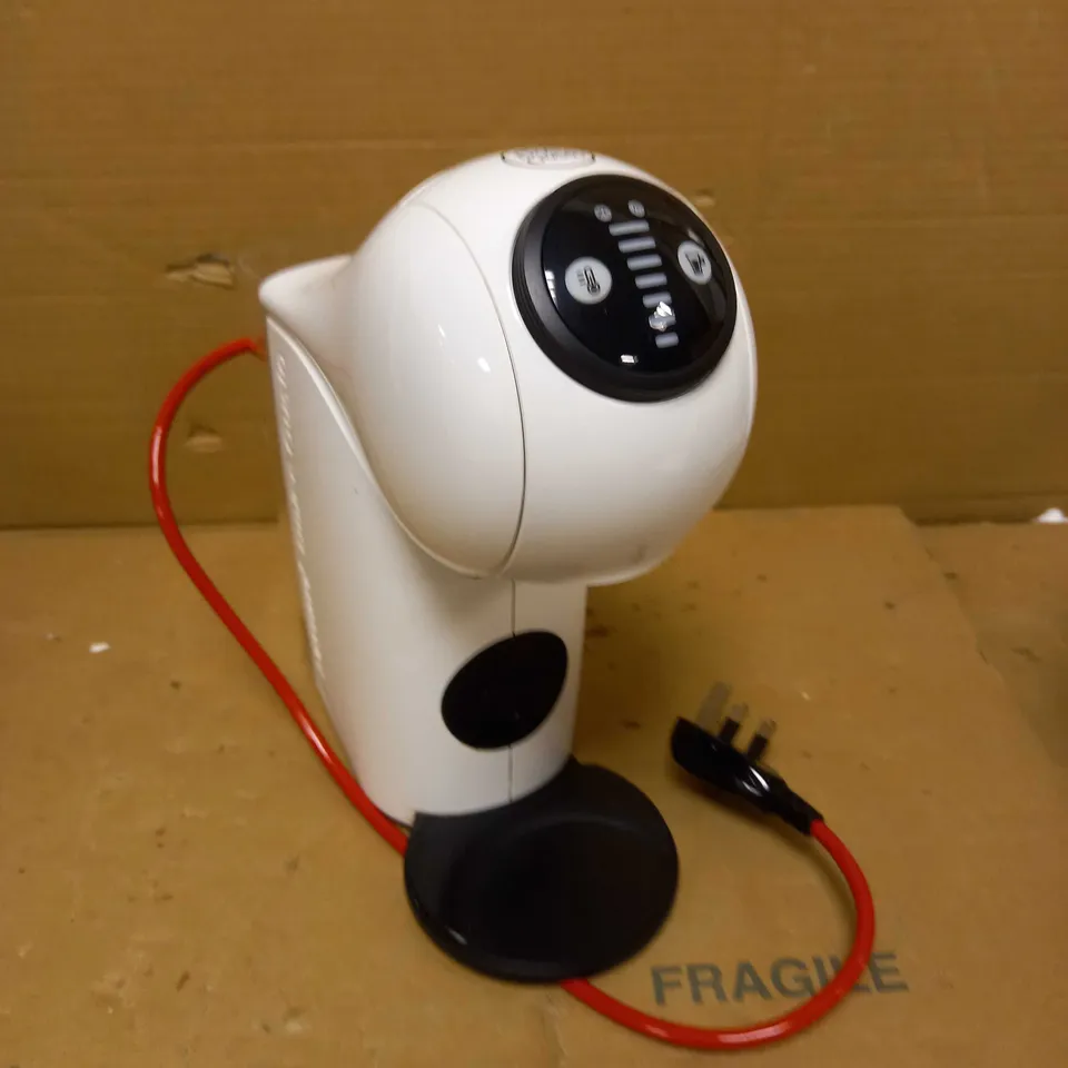 KRUPS NESCAFÉ DOLCE GUSTO GENIO S AUTOMATIC COFFEE MACHINE WHITE