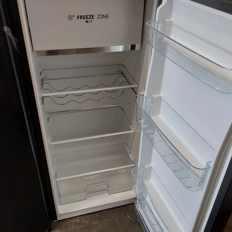 HISENSE RR220D4ABF FRIDGE WITH ICEBOX - UNPROCESSED RAW RETURN