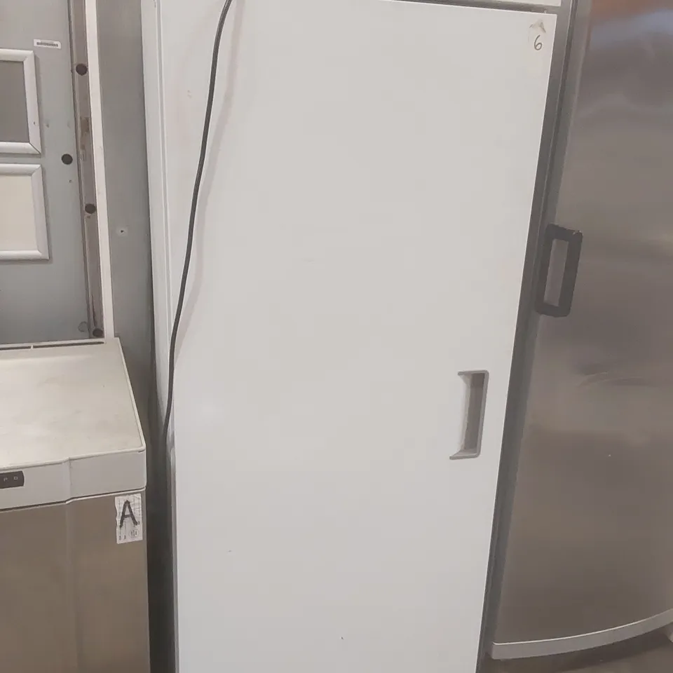 ELECTROLUX COMMERCIAL TEMPERATURE CONTROLLED UPRIGHT FOOD STORAGE CABINET