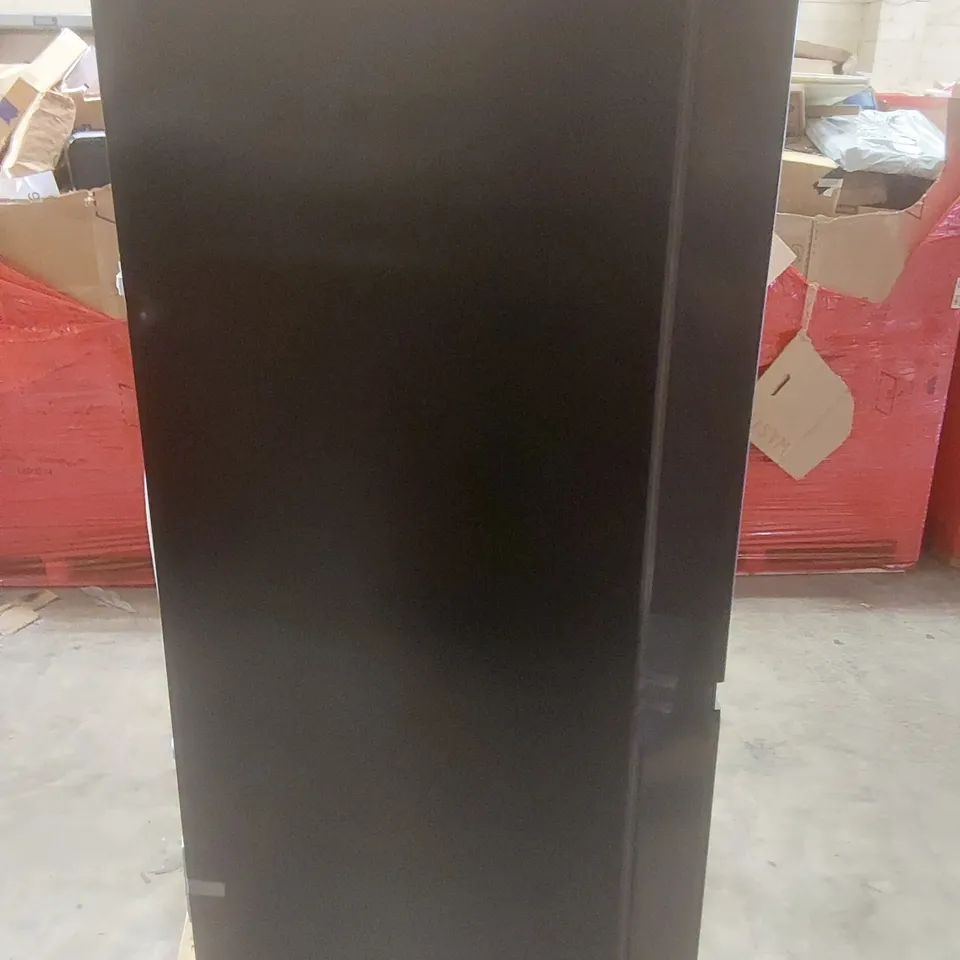 LG INSTAVIEW GSXE91EVAD AMERICAN-STYLE SMART FRIDGE FREEZER - BLACK STEEL