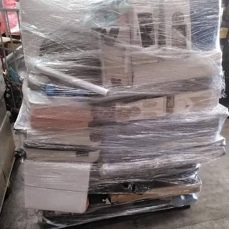 A PALLET CONTAINING A LARGE QUANTITY OF ASSORTED HOUSEHOLD GOODS WHICH INCLUDE; AIRFRYERS, SUITCASES, COOLERS,FANS, CAMPING WAGON ETC