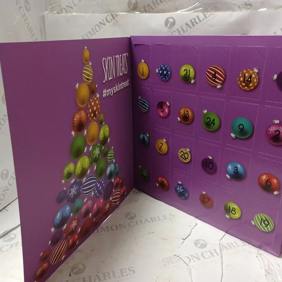 BOXED 24 DAYS OF MASKING CLAY FACE MASK ADVENT CALENDER