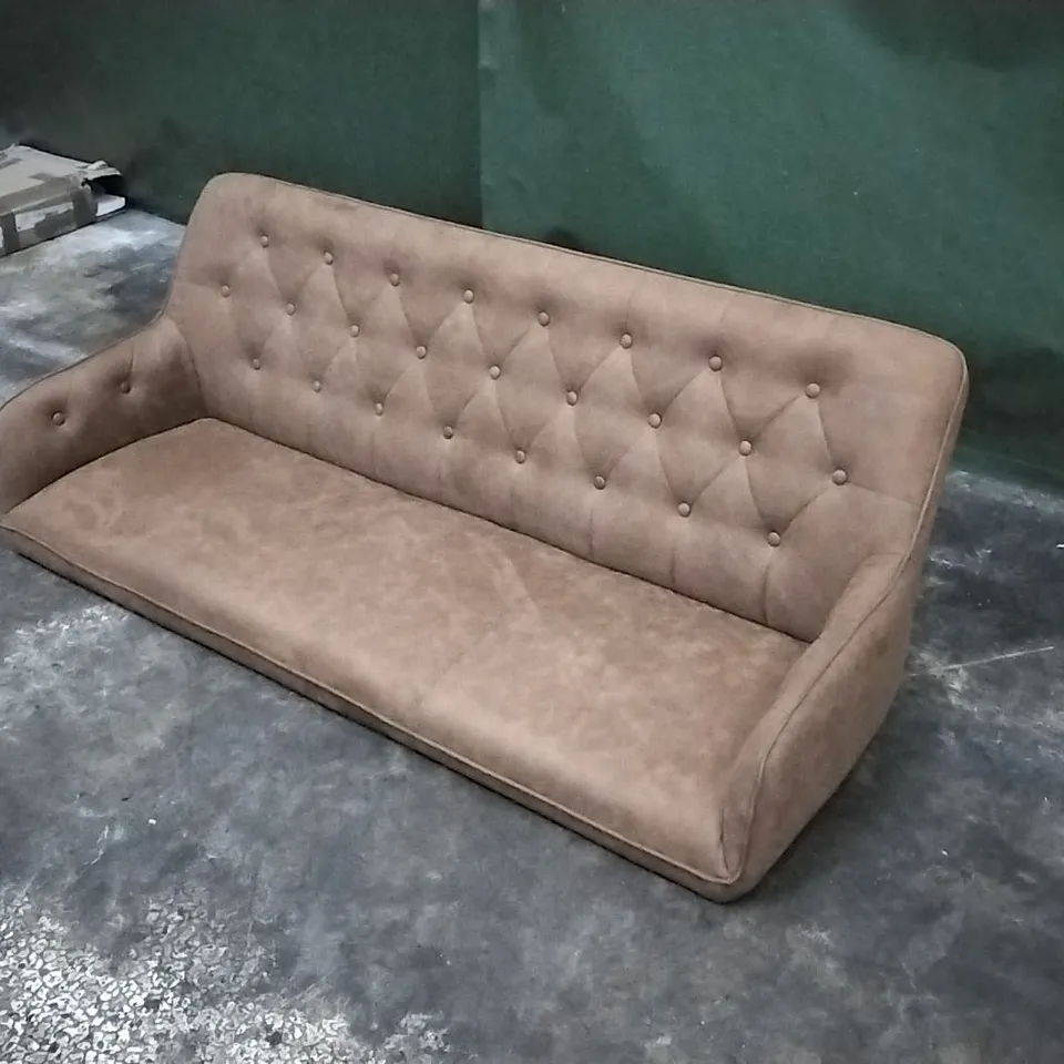 DESIGNER TAN LEATHER BUTTONBACK BENCH