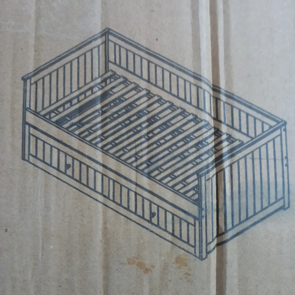 BOXED JESSICA DAYBED & UNDERBED TRUNDLE - COLLECTION ONLY