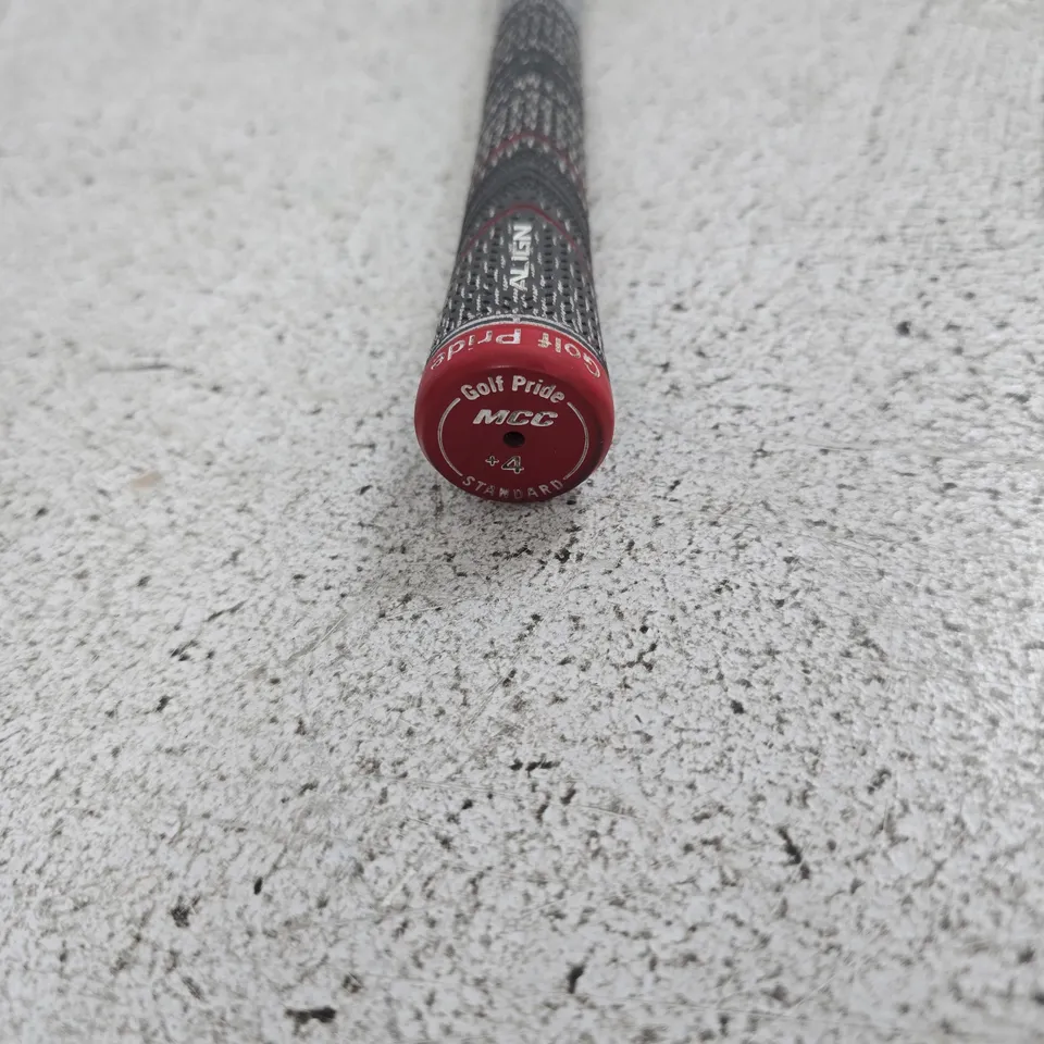 CALLAWAY ROGUE ST DRIVER WITH GOLF PRIDE MCC GRIP
