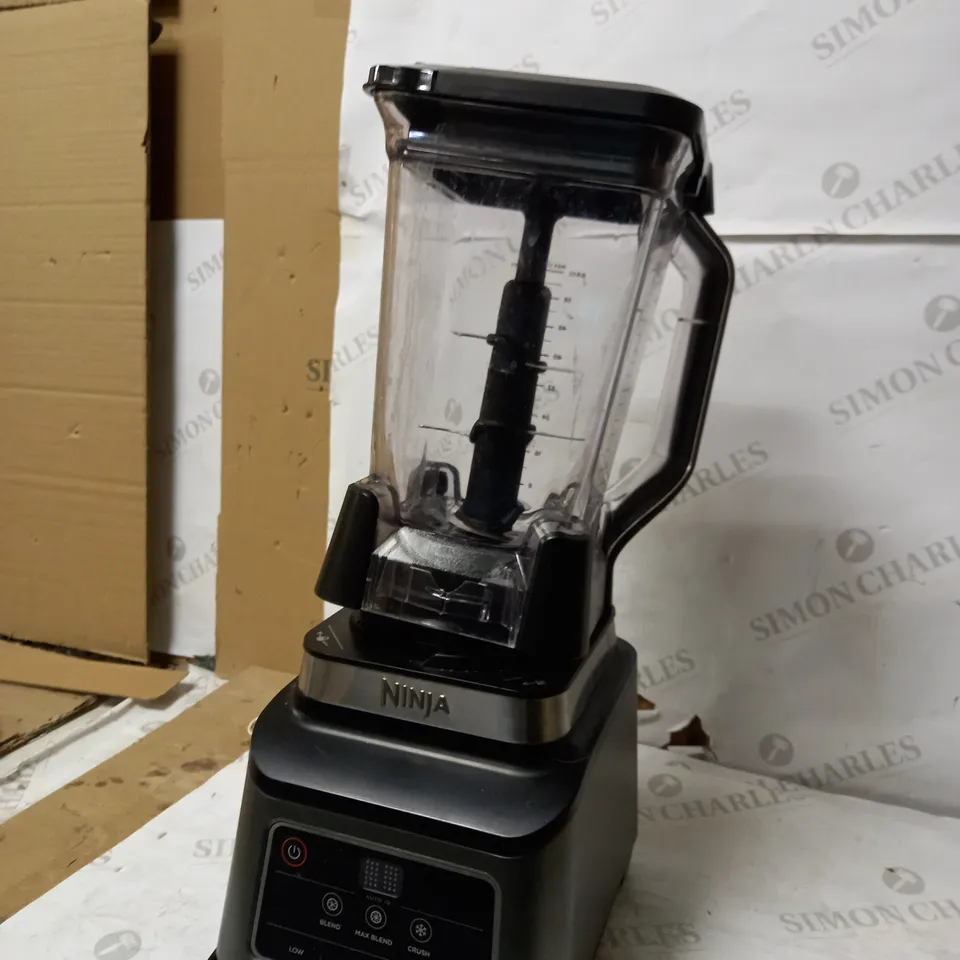 NINJA BLENDER WITH AUTO-IQ (BN750UK) BLACK/SILVER