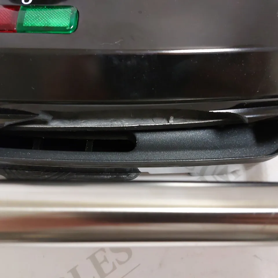 AIGOSTAR STAINLESS STEEL PANINI MAKER