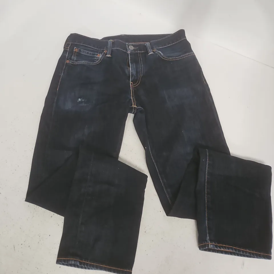 LEVIS DARK BLUE JEANS - 32X32