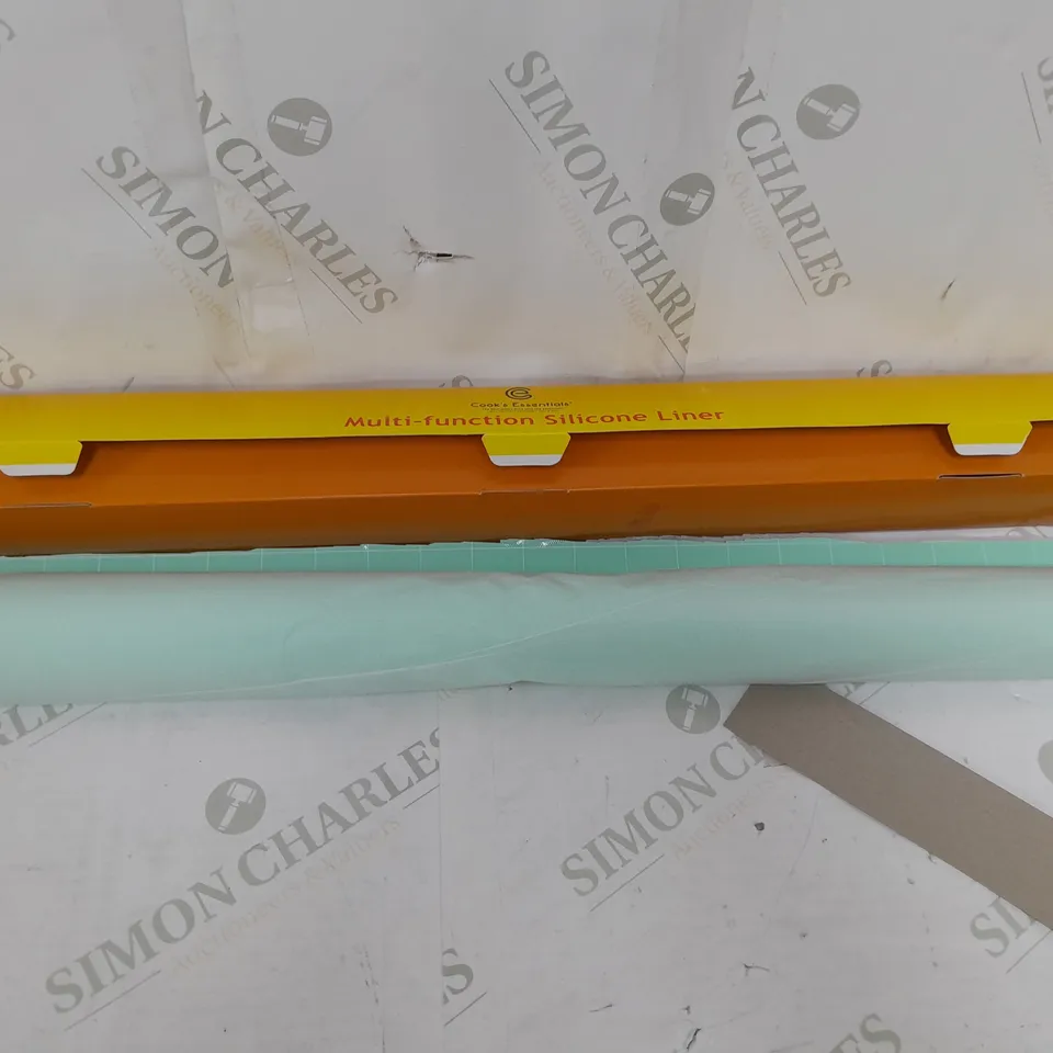 OUTLET COOK'S ESSENTIALS SILICONE LINER 170CM X 60CM