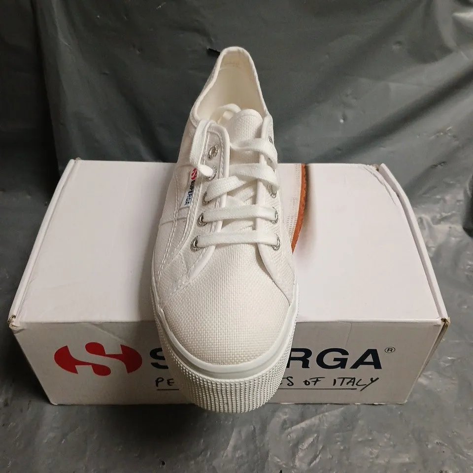 BOXED PAIR OF SUPERGA LINEA UP AND DOWN TRAINERS - 5