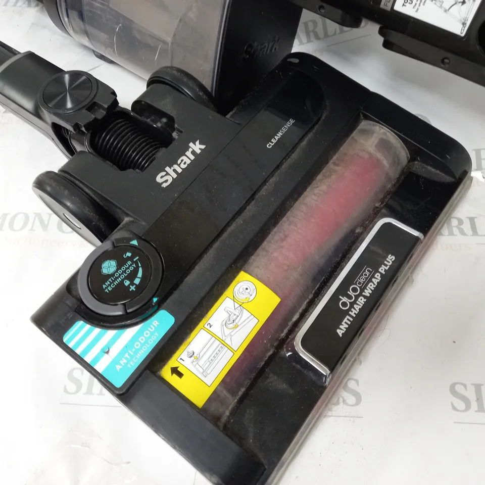 SHARK DUO CLEAN VACUUM PARTS