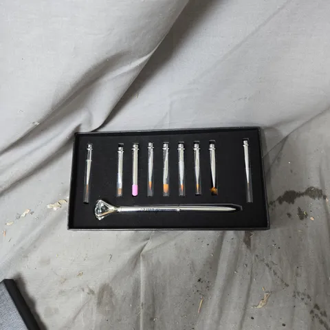 BOX OF APPROXIMATELY 50 GEILITE GEL NAIL BRUSH SETS