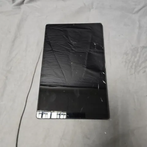 LENOVO TABLET – BLACK/SILVER, CRACKED SCREEN