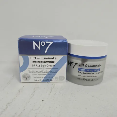 BOXED N07 LIFT & LUMINATE TRIPLE ACTION SPF15 DAY CREAM (50ML)