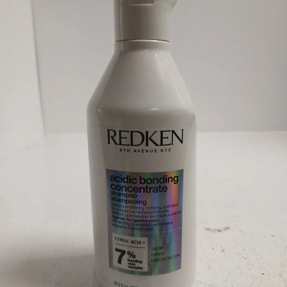 REDKEN ACIDIC BONDING CONCENTRATE SHAMPOO – 500 ML