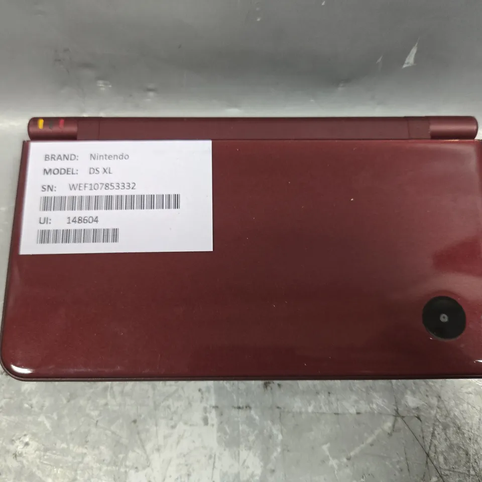 NINTENDO DS XL