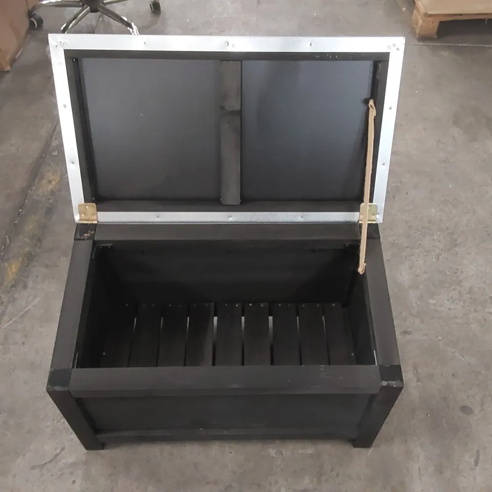 MORETON OUTDOOR STORAGE BOX SMALL