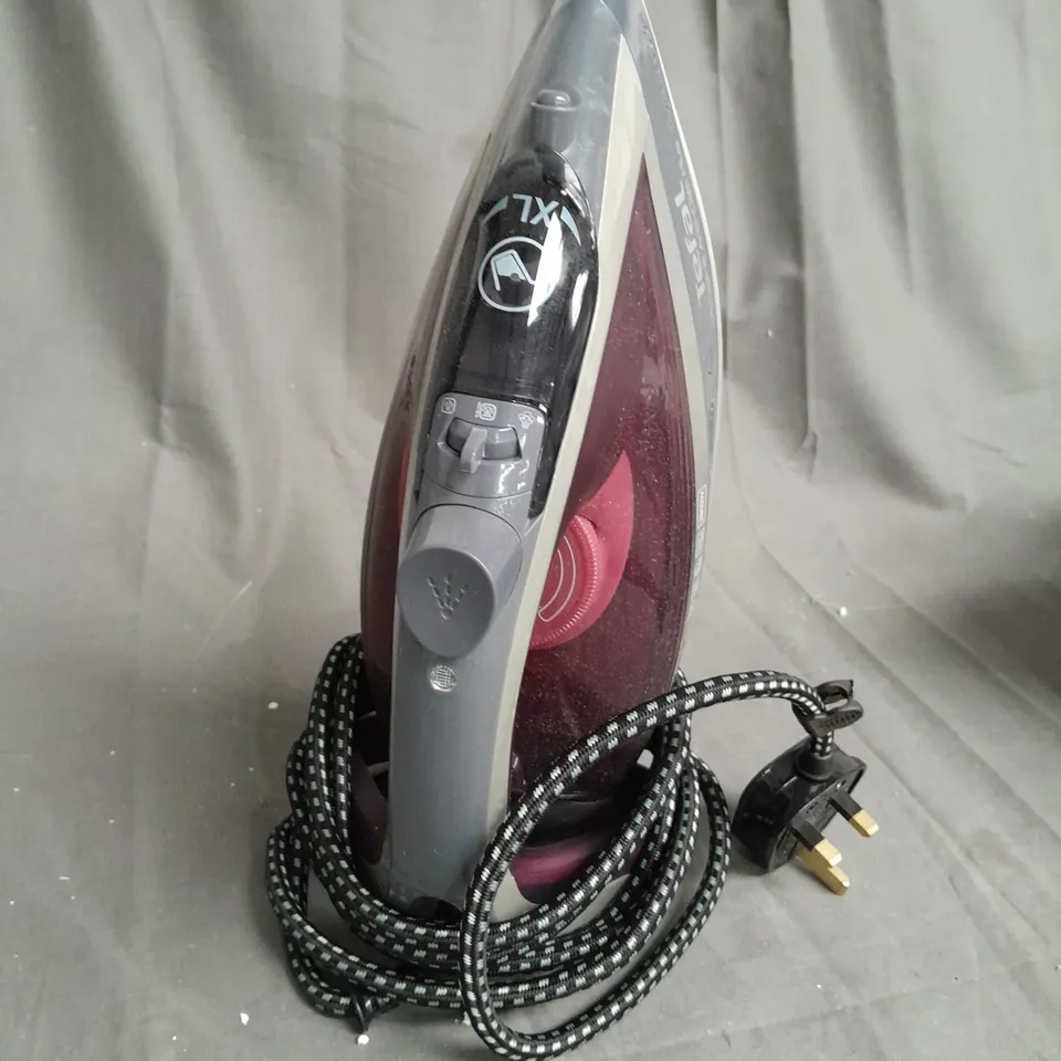 TEFAL STEAM IRON