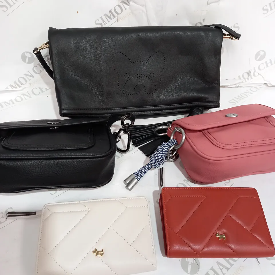 BOX OF APPROXIMATELY 10 ASSORTED WOMENS ACCESSORIES TO INCLUDE HAND BAGS, SMALL BAGS, PURSES ETC