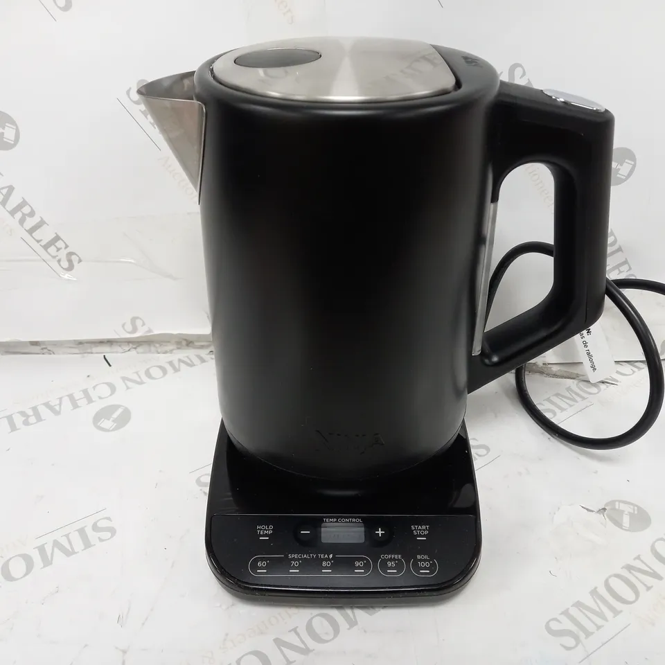 NINJA PERFECT TEMPERATURE KETTLE KT200UK