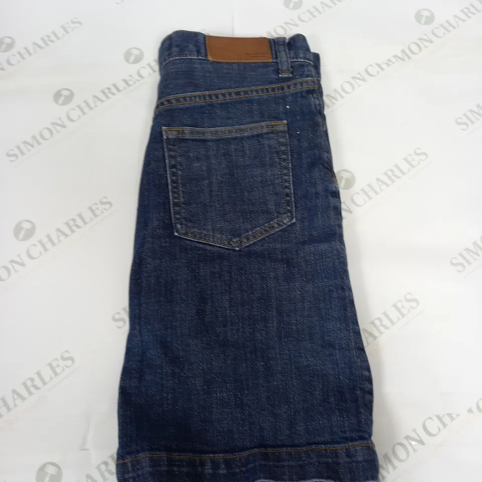 GAP CASUAL DENIM SKIRT SIZE 8